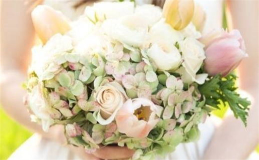 生肖女猴和生肖鼠相配