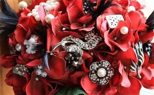 今天农历二〇二七年五月初五黄历办理结婚证不推荐吗,领证吉日