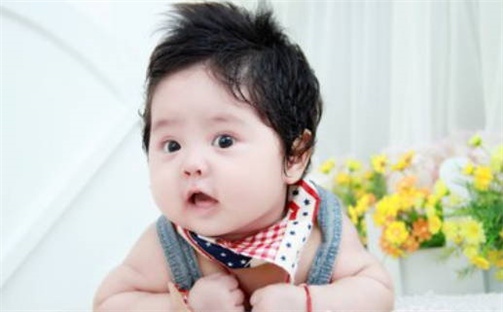 周姓女孩子取名