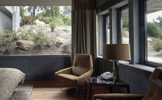 2027年08月17日装修黄历查询