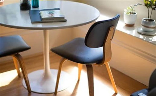 2027年08月03日装修黄历查询